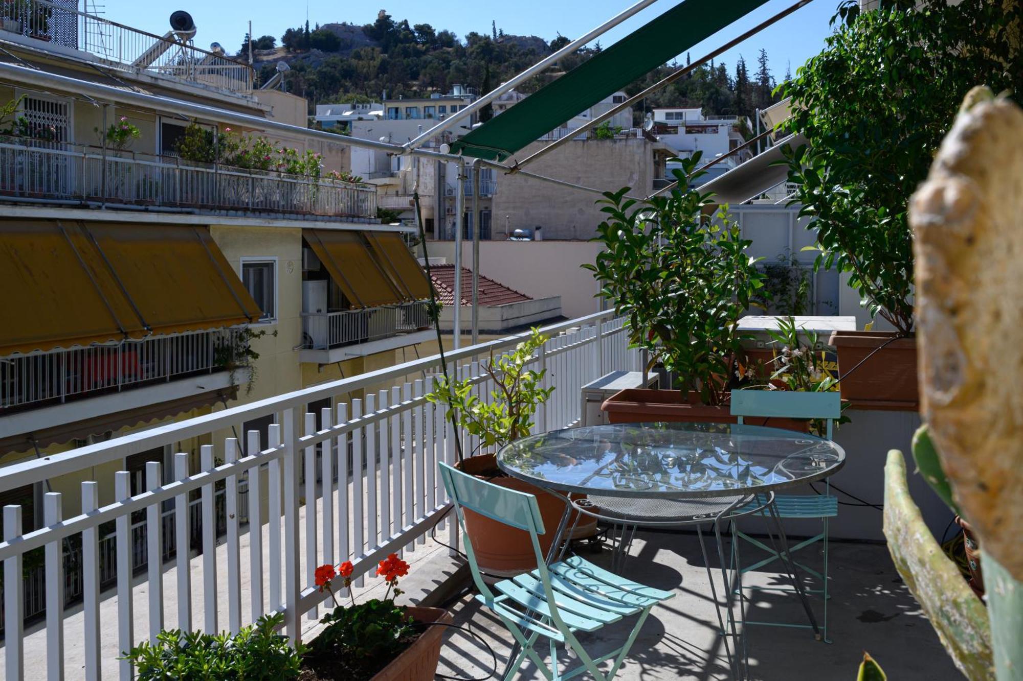 Sunbathed Balcony - Philopappou View Appartement