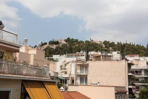 Sunbathed Balcony - Philopappou View Athens