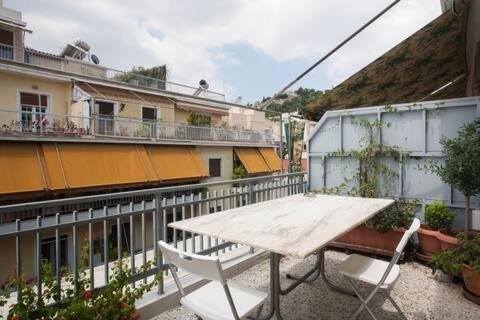 Apartment Sunbathed Balcony - Philopappou View